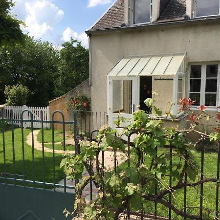 L' Huis-Au-Tilleul Quarré-les-Tombes Exterior foto
