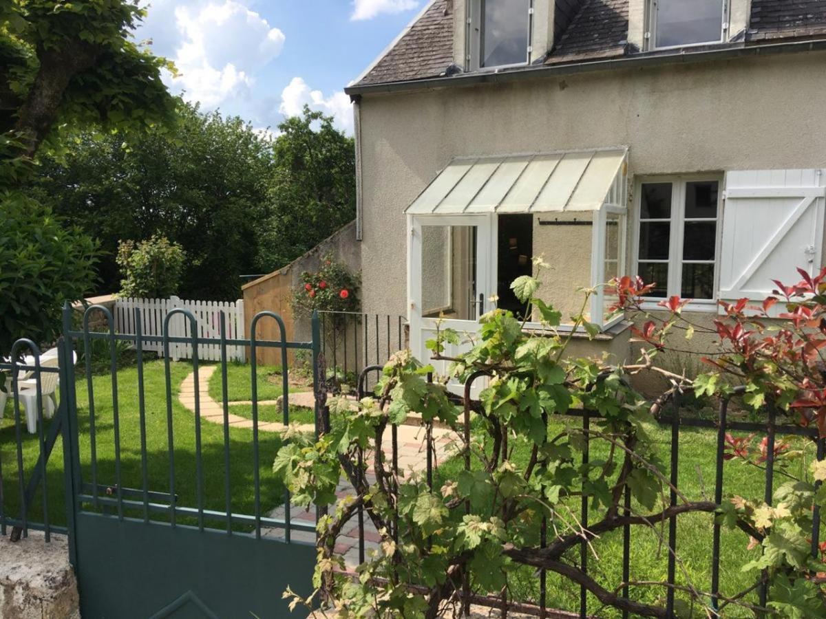 L' Huis-Au-Tilleul Quarré-les-Tombes Exterior foto
